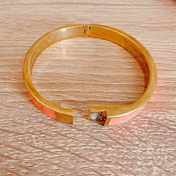 Kate Spade Orange Enamel Gold Tone Simple Minimalist Hinged Bangle Bracelet - Picture 4 of 5